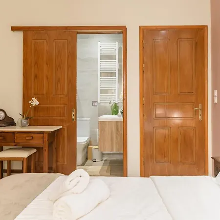 Angela A La Corfu * Kanali (Corfu)